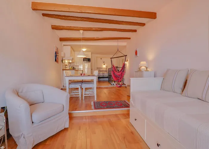 Apartment 'la Belle Vue Mer' Cozy Appartement, Centre, Menton